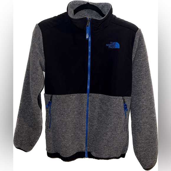 The North Face Jackets & Blazers - North Face Gray and Black Fleece Zip Up Jacket - Youth Lrg women’s small